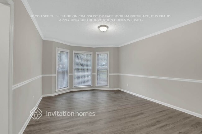 Photo - 1405 Silver Fox Run