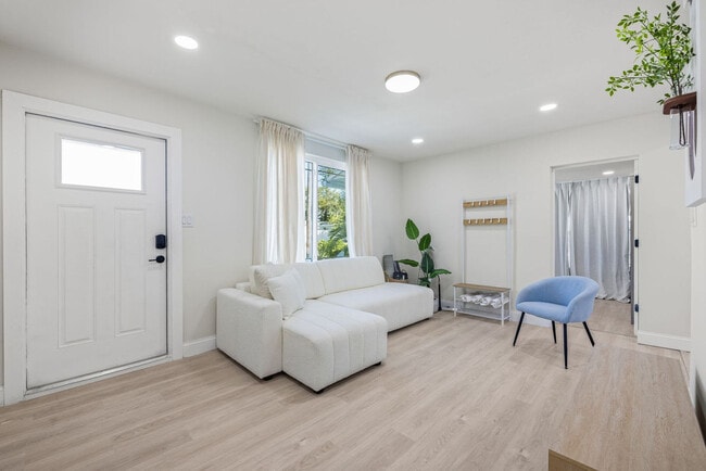 Photo - 510 79th Ave Unit ID1338745P