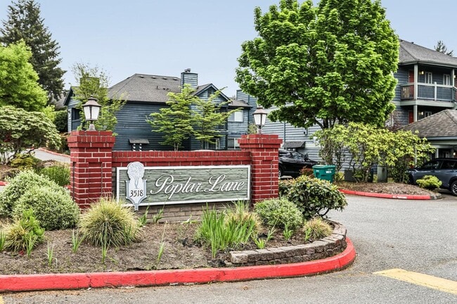 Poplar Lane Apartments