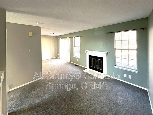 Photo - 2058 Palm Dr