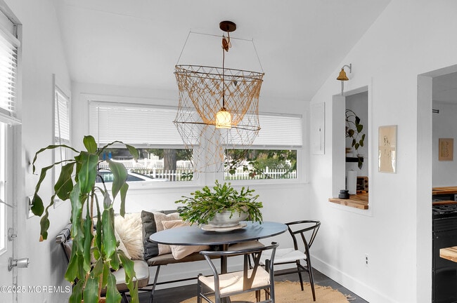 Photo - 638 Parkside Ave