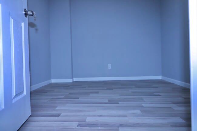 Photo - 6259 Sewells Point Rd