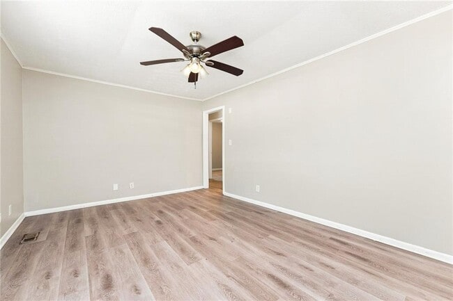 Photo - 515 Landers St