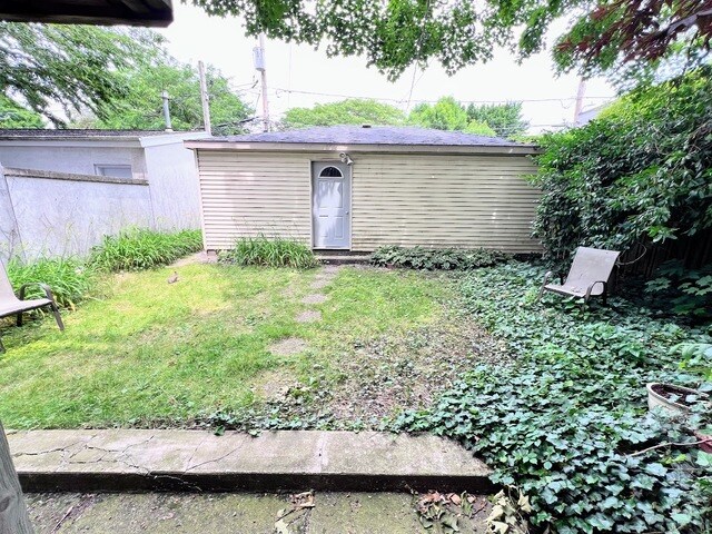 Photo - 534 W Dickens Ave Unit 2