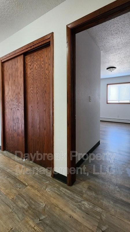 Photo - 1842 14th St S