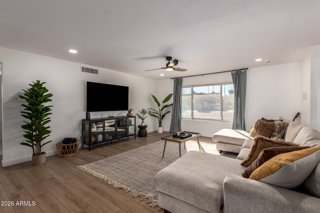 Photo - 4138 W Dahlia Dr