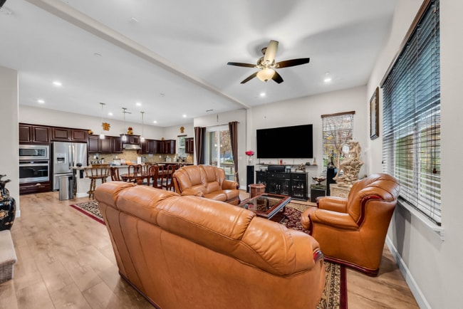 Photo - 33 Irby Ranch Dr