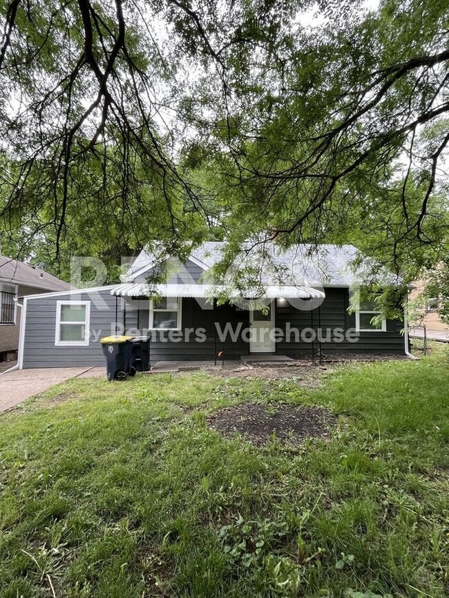 Photo - Cozy Rehabbed 4 Bed, 2 Bath with New Appliances in KCMO!