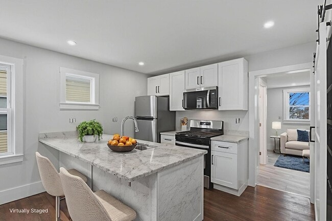 Photo - 18 Ronan St Unit 2