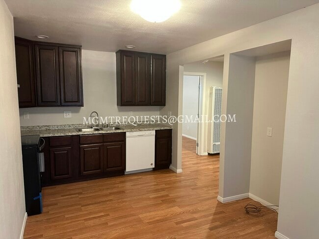 Photo - 3374 Lime St Unit 1/2