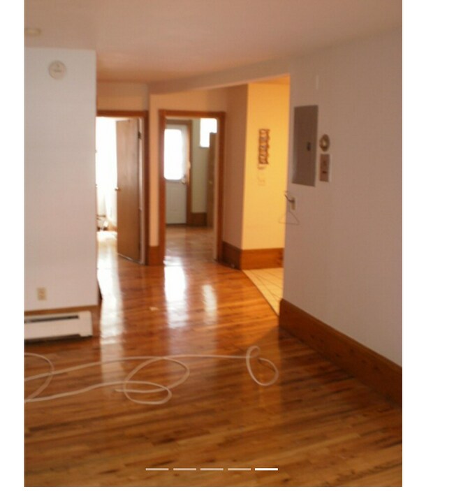Photo - 93 E Brookline St