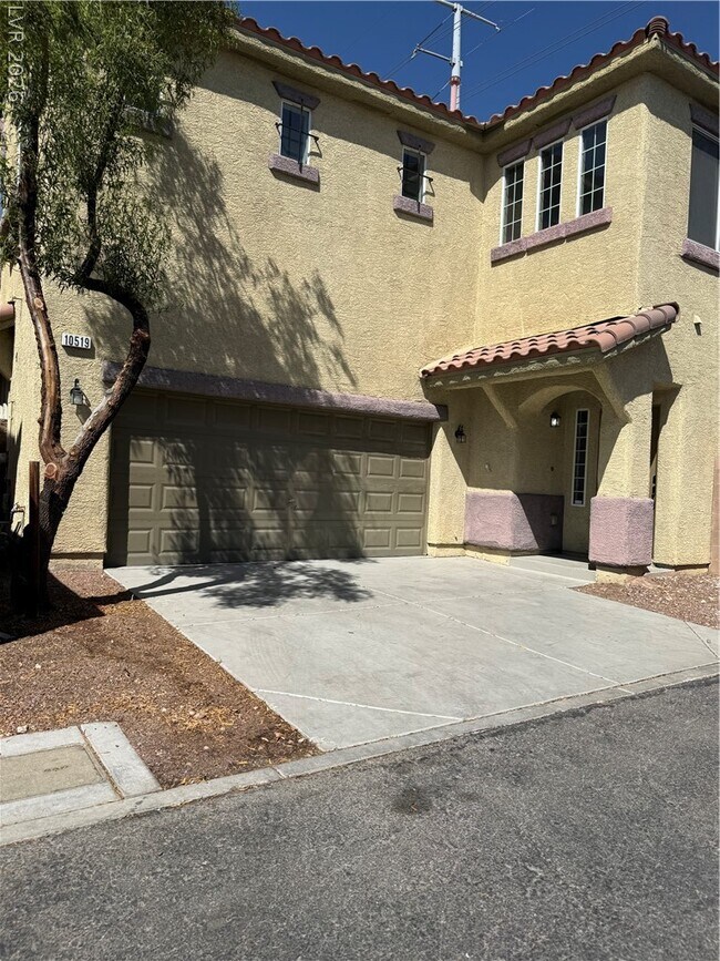 Photo - 10519 Allegrini Dr