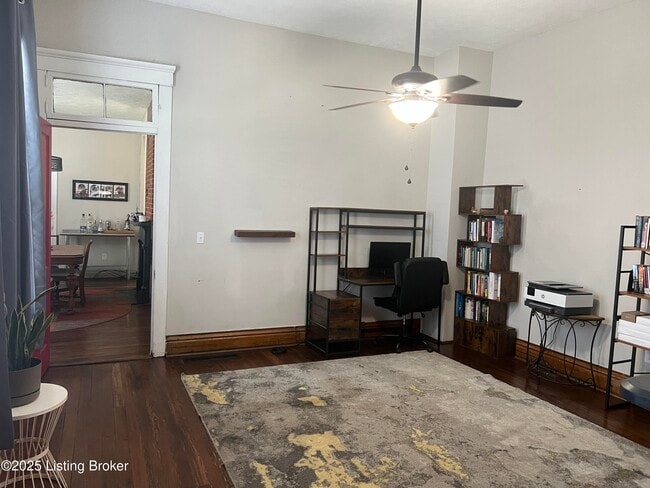 Photo - 925 S Preston St