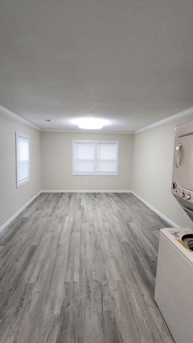 Photo - 130 Hillside Rd