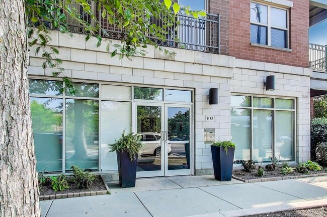 Photo - 1155 W Roosevelt Rd