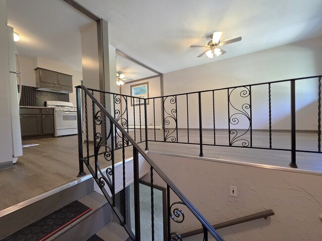 Photo - 23 N Lincoln Ave