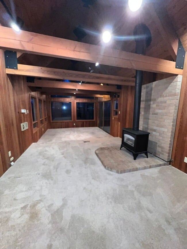 Photo - Nice home near Wollochet Bay Unit A