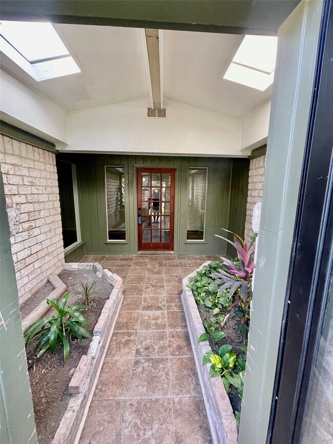 Photo - 12854 Westhorpe Dr