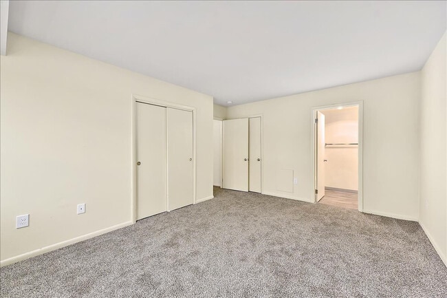 Parkwood Apartments