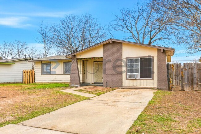 Photo - 6916 Shady Grove Dr