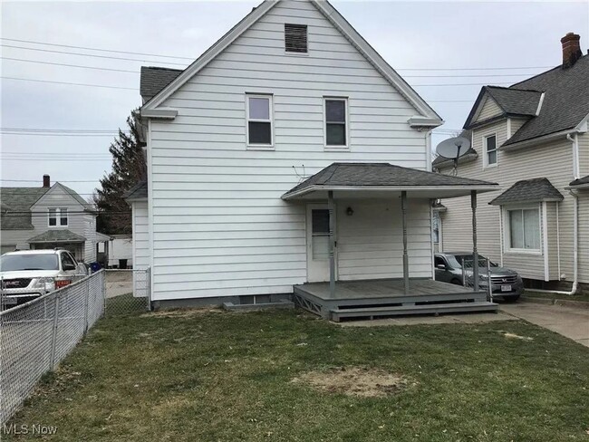 Photo - 3 BD / 2 BA House for Rent- Cleveland