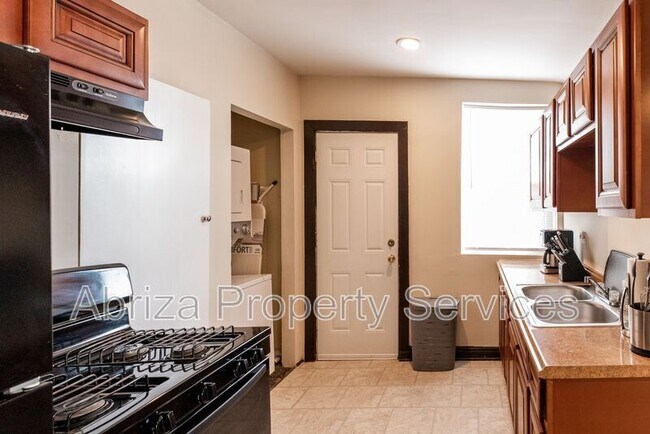Photo - 2153 Stansbury St Unit 2F