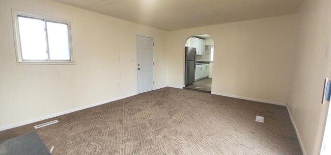 Photo - 952 Hunter Ave