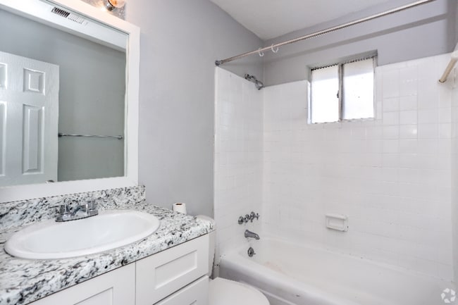 Photo - 100 Lockwood Ct Unidad 234