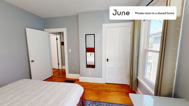 Photo - Room in Shared 7 bed/2 bath home in Allston Unit E