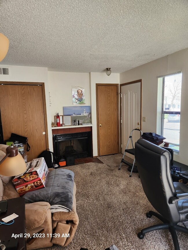 Photo - 17054 E Tennessee Dr