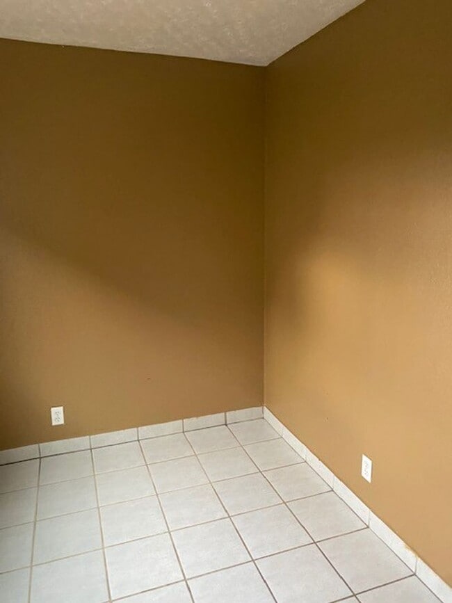 Building Photo - 15th Street Unit A Rental