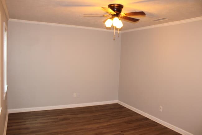 Photo - 810 S Willowick Dr