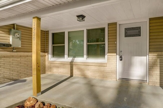 Photo - 1920 S Mayfair Ave