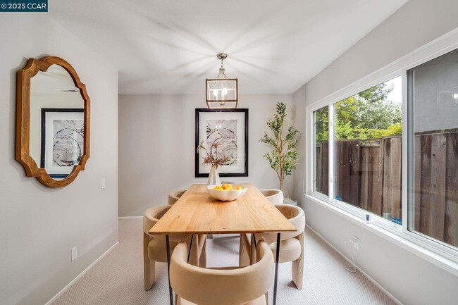 Photo - 4695 S Larwin Ave