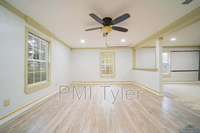 Photo - 514 N Pearl St