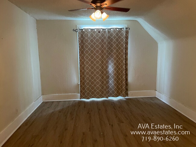 Photo - 516 W 9th St