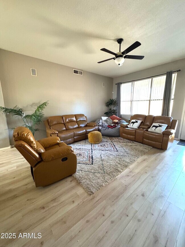 Photo - 3950 E Cody Ave