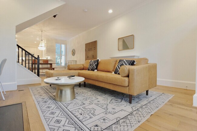 Photo - 921 South Carolina Ave SE Apartamento Unidad FL1-ID1055501P