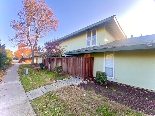 Photo - Spacious 2-Bedroom Condo Available for Rent in Fremont!