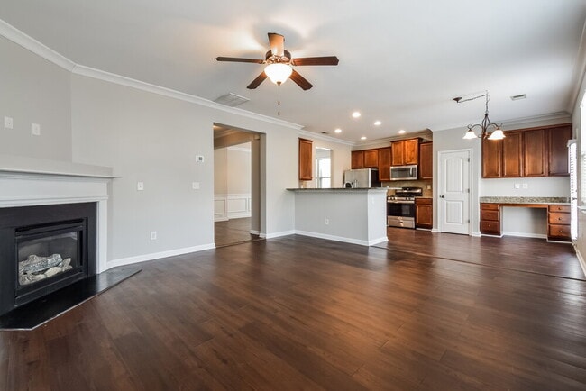 Photo - 4160 Arch Pass