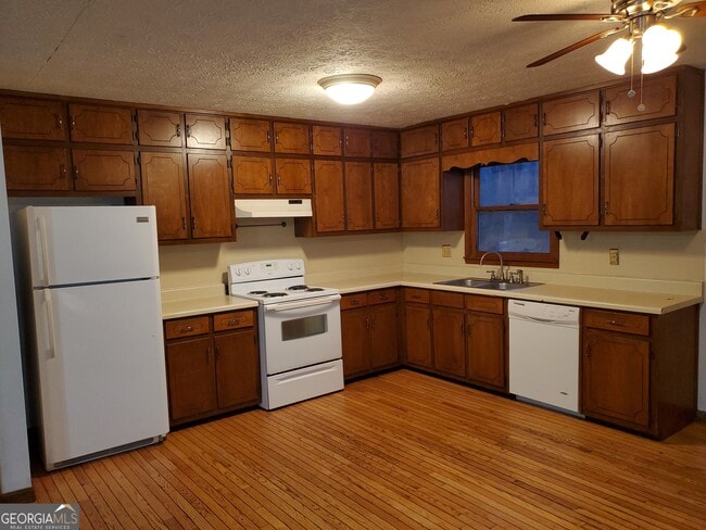 Photo - 112 Vincent Ave