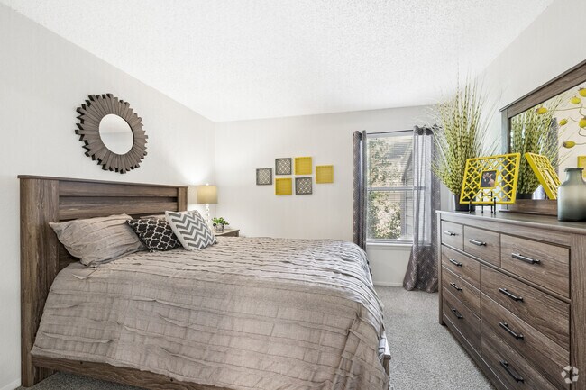 2BR, 2BA - 940SF - Second Bedroom