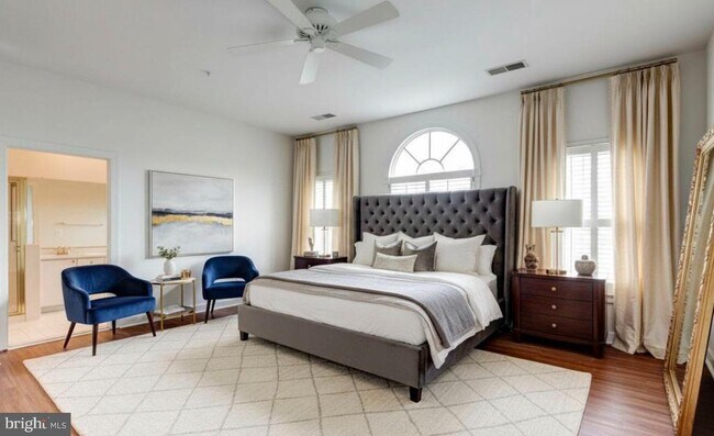 Photo - 1804 Dawson St