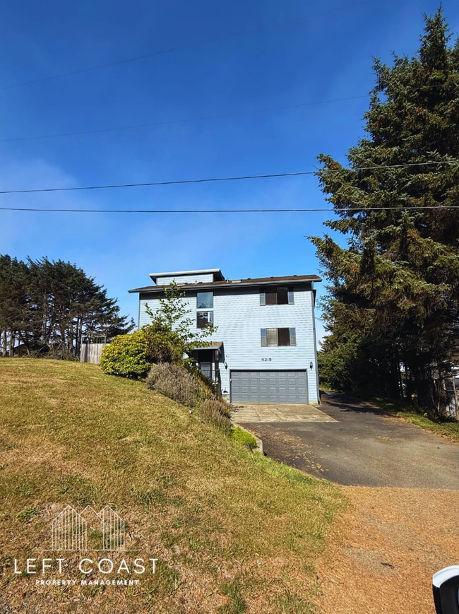 Building Photo - 6215 NE Oar Dr Rental