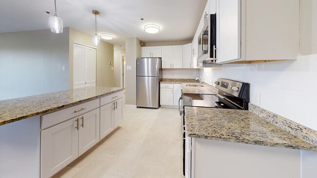 Photo - 1101 Beacon St Unit 44Pl