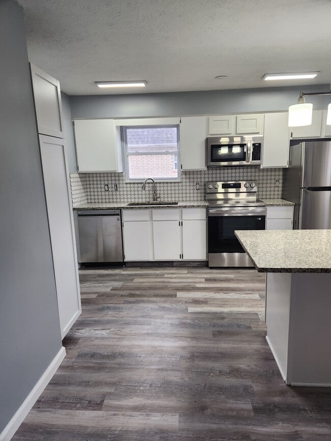 Photo - 7426 West Blvd Unit 3