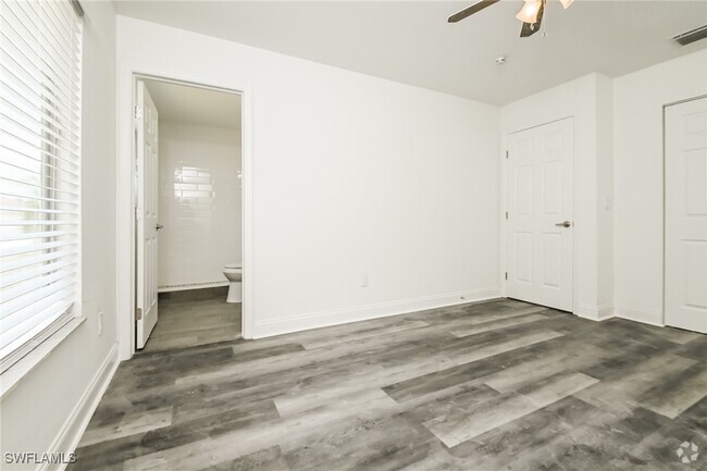 Building Photo - 5670 Postma St Rental