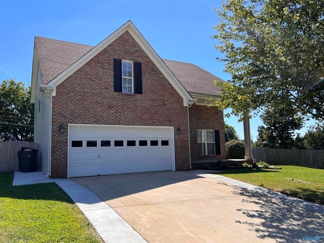 Photo - 110 Tudor Pl