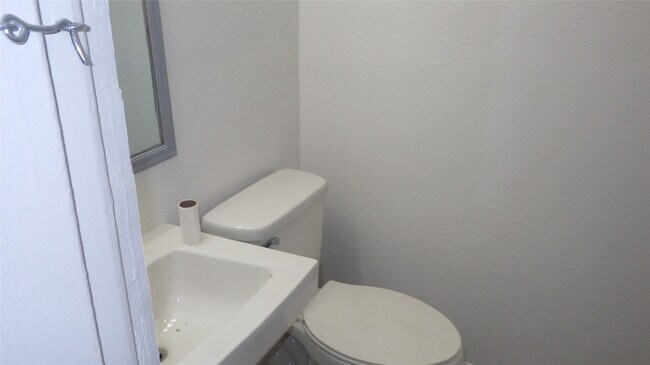 Photo - 8410 Brandon St