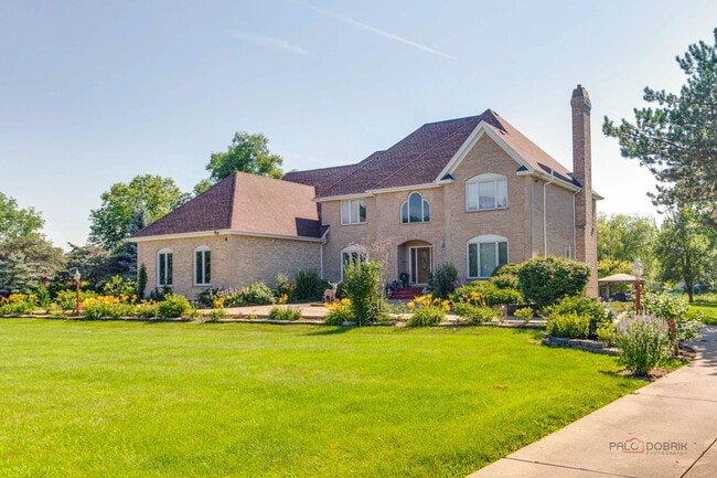 Photo - 14 Pentwater Dr